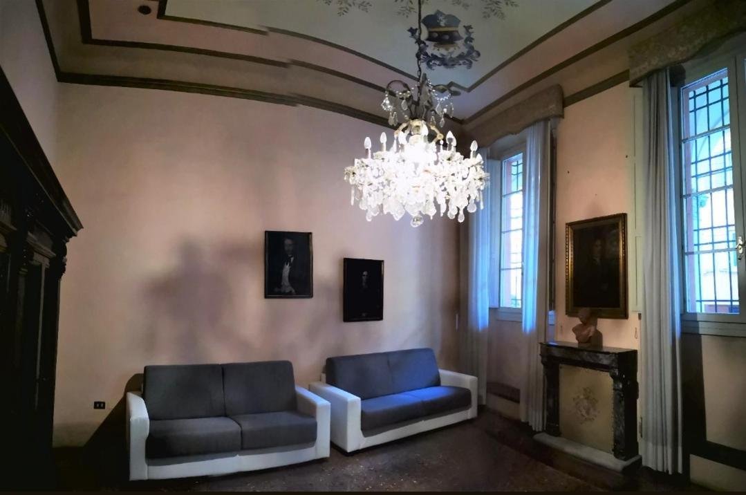 Palazzo Bargellini Panzacchi Apartments Bologna Bilik gambar