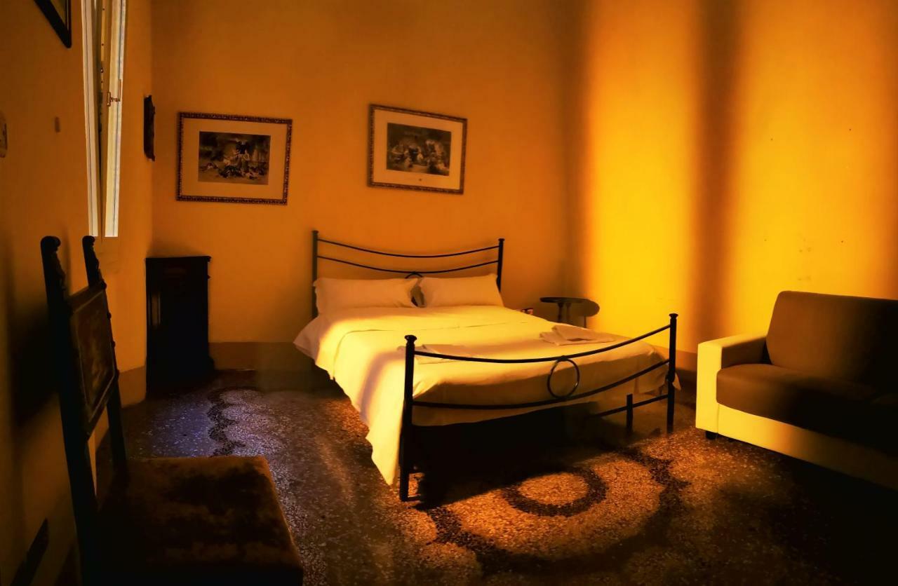 Palazzo Bargellini Panzacchi Apartments Bologna Luaran gambar